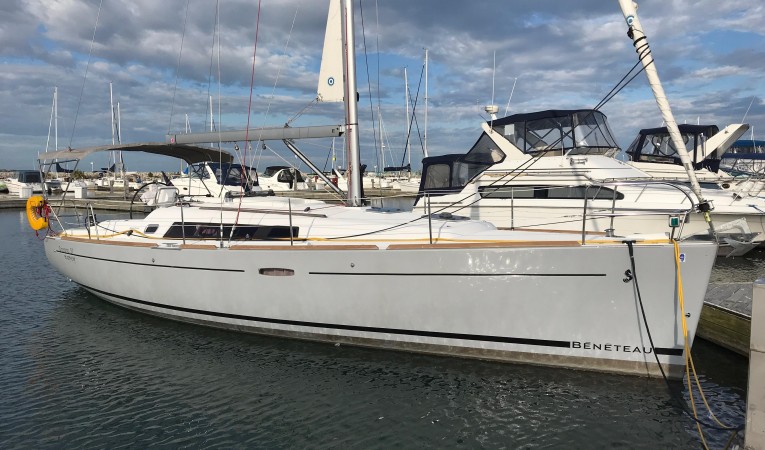 37 Beneteau 