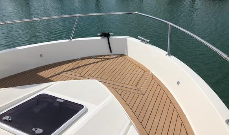 36 Azimut 