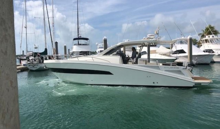 36 Azimut 