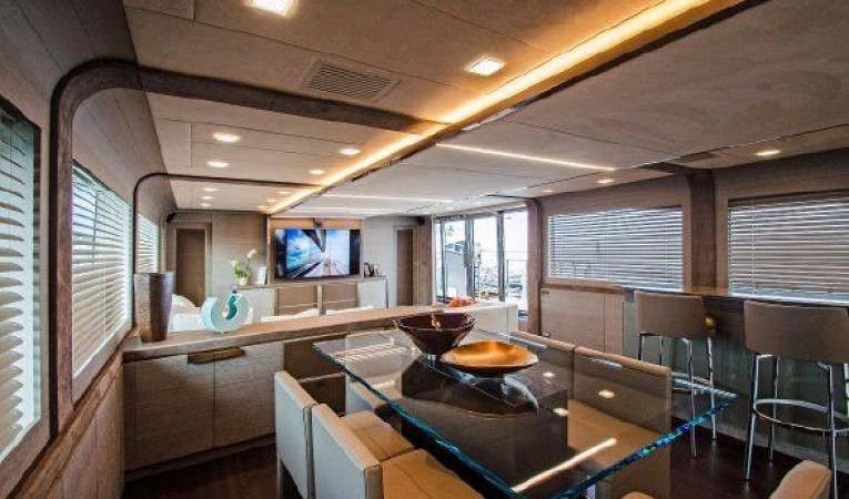 105 Monte Carlo Yachts 