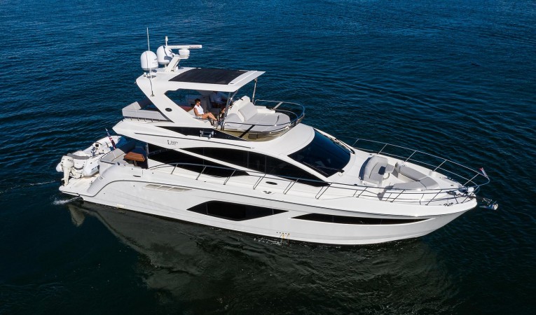 55 Sea Ray 
