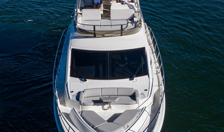 55 Sea Ray 