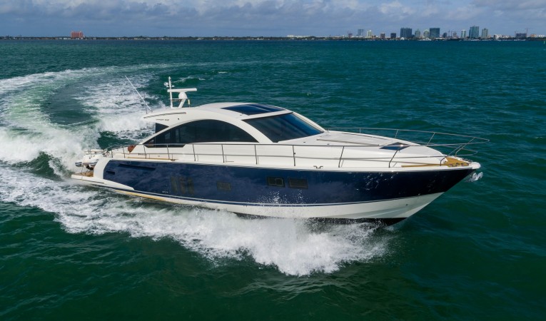 62 Fairline 