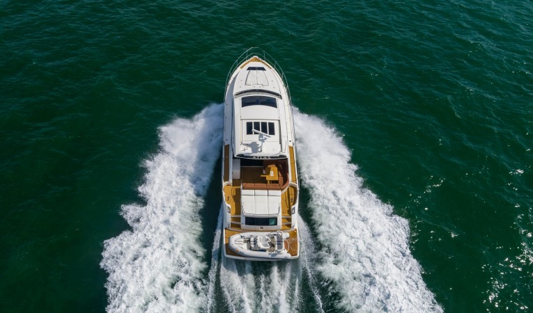 62 Fairline 