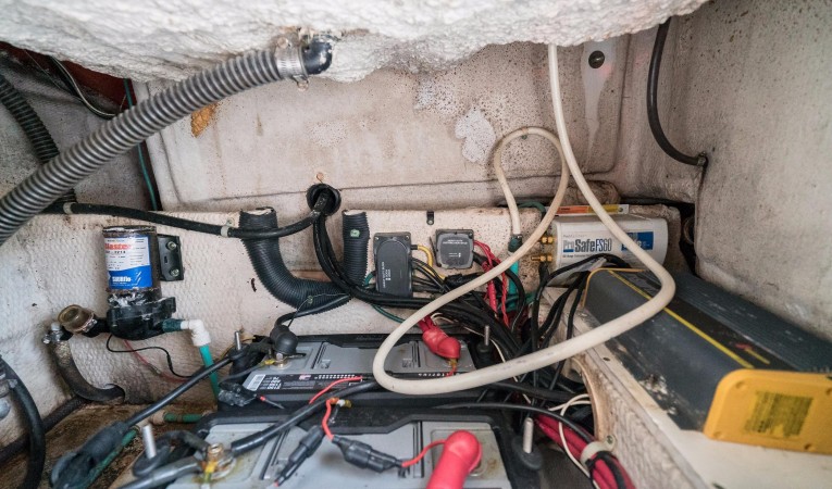 32 World Cat Starboard Batteries, Battery Charger, and Galvanic Isolator