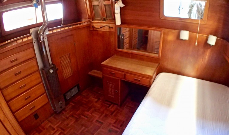 36 Universal Marine Aft Stateroom