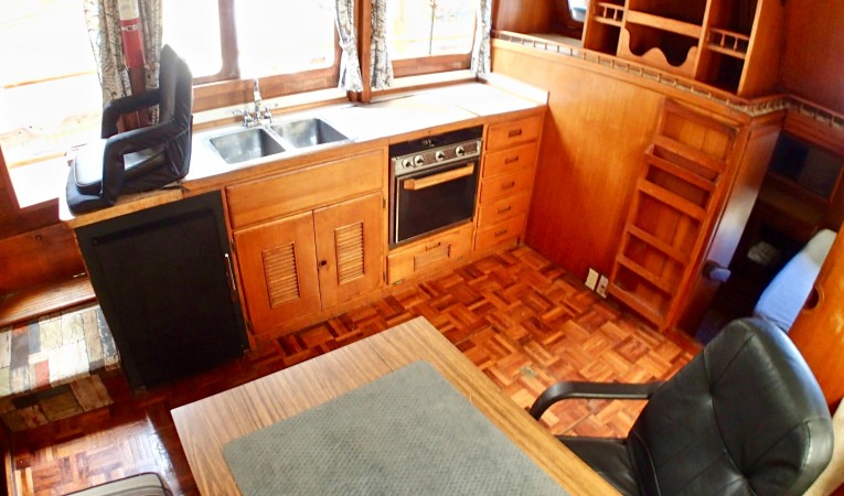 36 Universal Marine Salon Starboard Aft