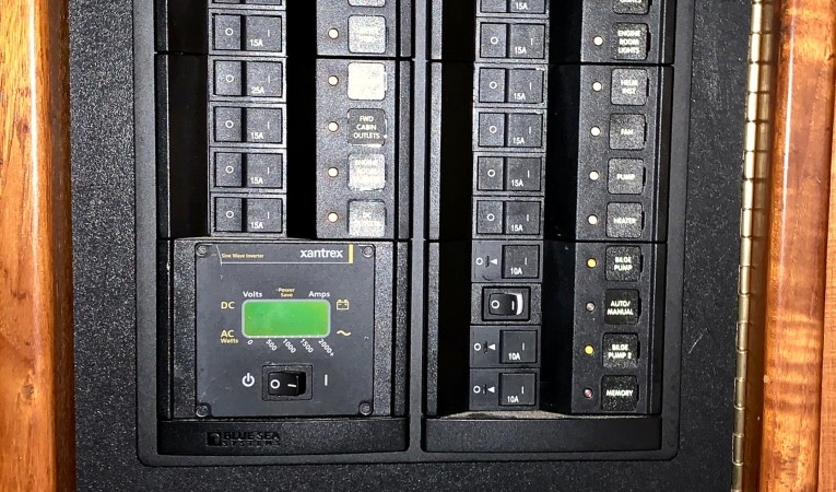 36 Universal Marine Blue Seas AC/ DC Panel