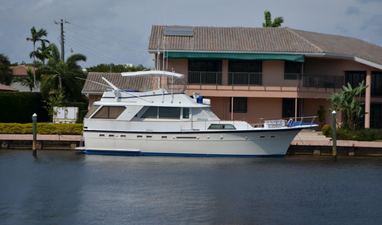 53 Hatteras 