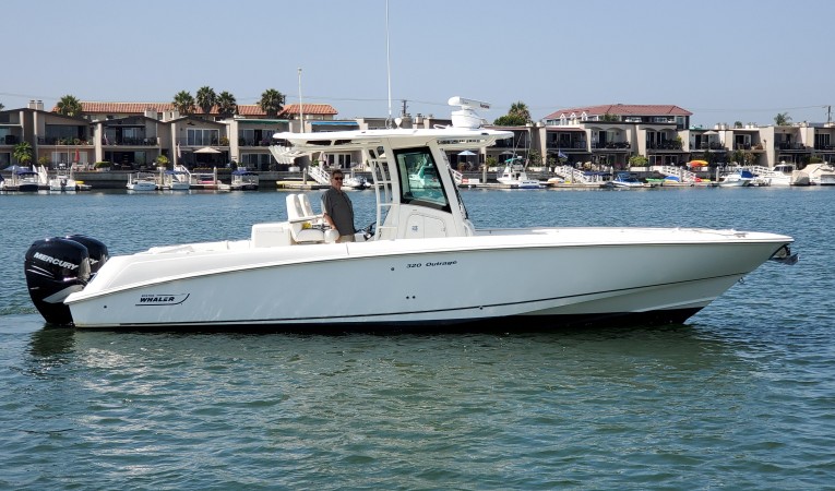 32 Boston Whaler 