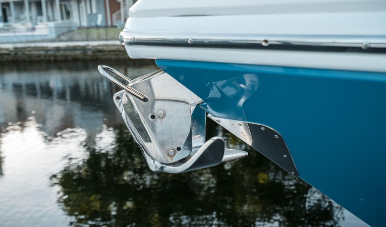 37 Intrepid SS Claw Anchor