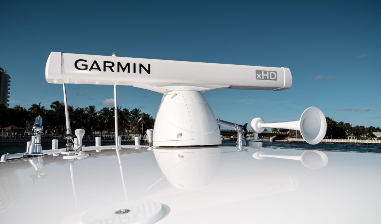 37 Intrepid Garmin Radar; Air Horn