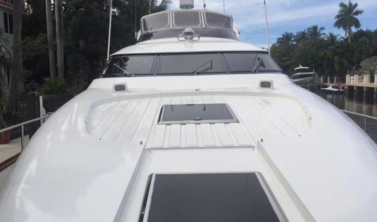 70 Maiora Bow facing aft