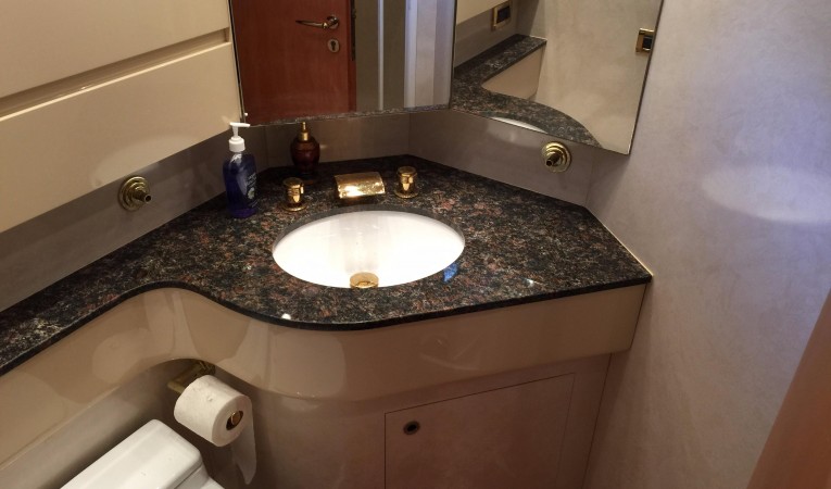 70 Maiora Guest Head