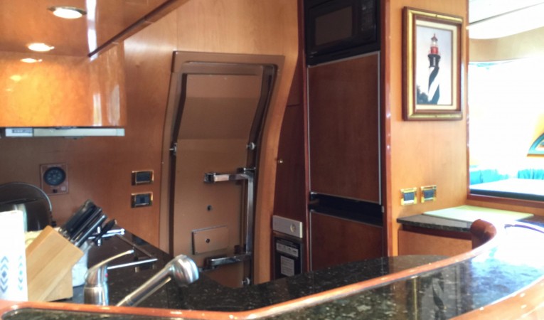 70 Maiora Galley Granite counters