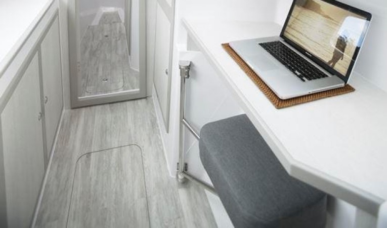 38 Seawind Manufacturer Provided Image: Seawind 1160 Lite Chart Table