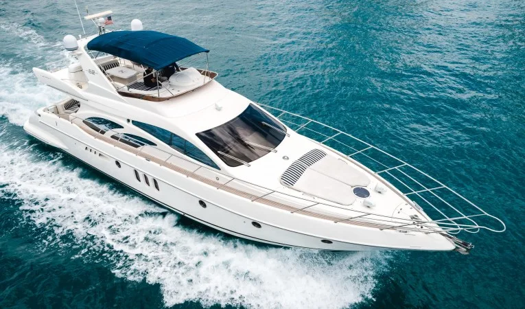 62 Azimut 