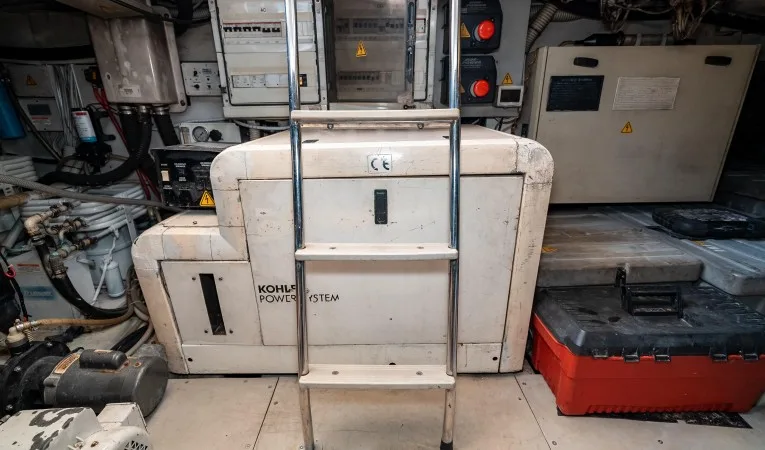 62 Azimut Kohler Generator