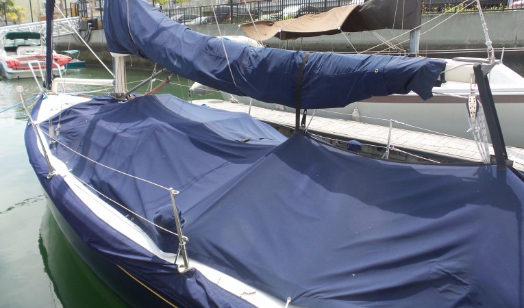 28 Alerion Full Boat Cover