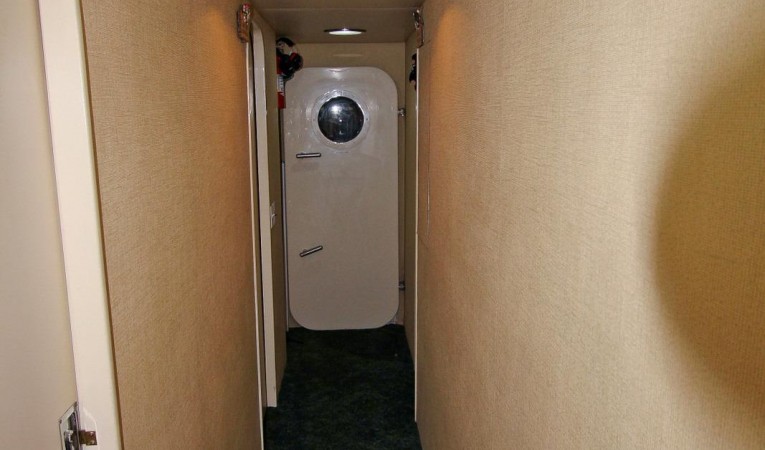 121 DENISON Crew Quarters