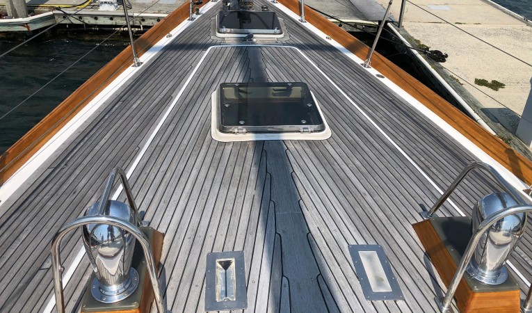 54 Little Harbor Fore deck