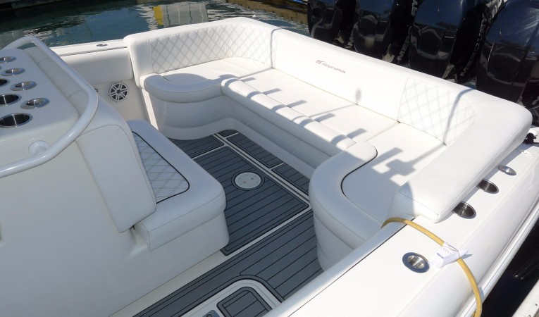 37 Midnight Express Aft seating II