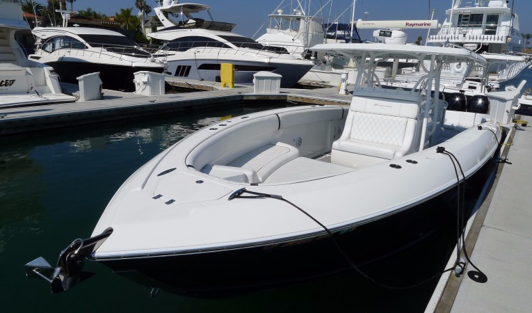 37 Midnight Express Front view