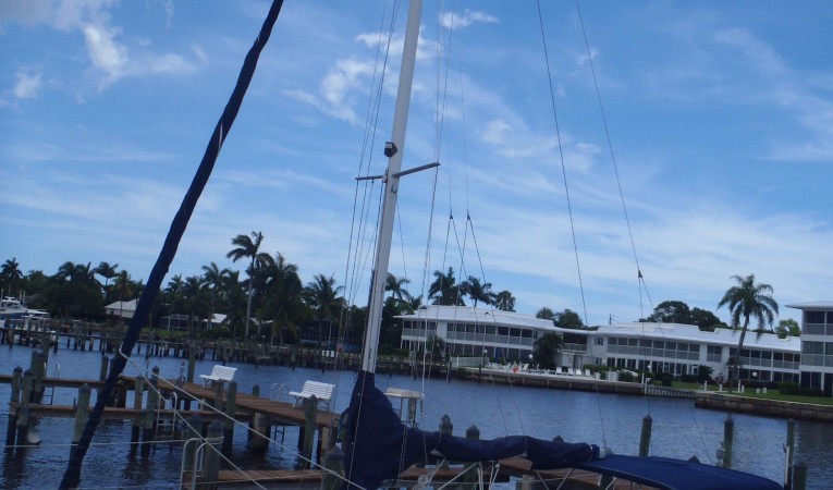 27 Catalina Port fwd 2