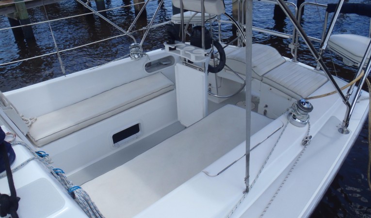 27 Catalina Cockpit cushions