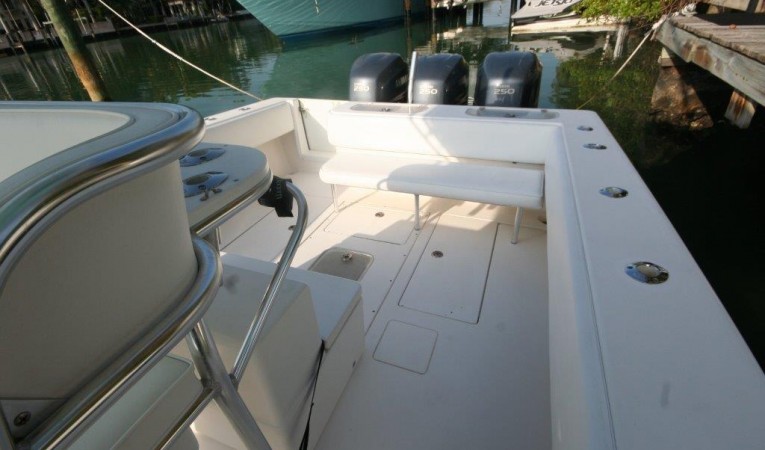 36 Contender Bench Seat