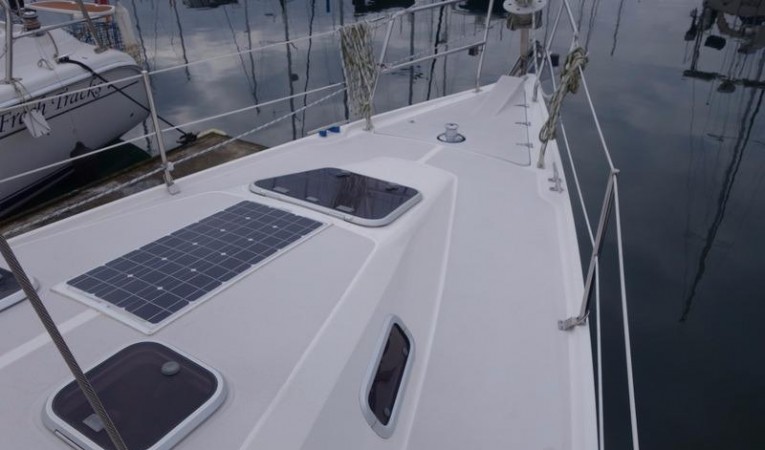 38 Catalina Foredeck
