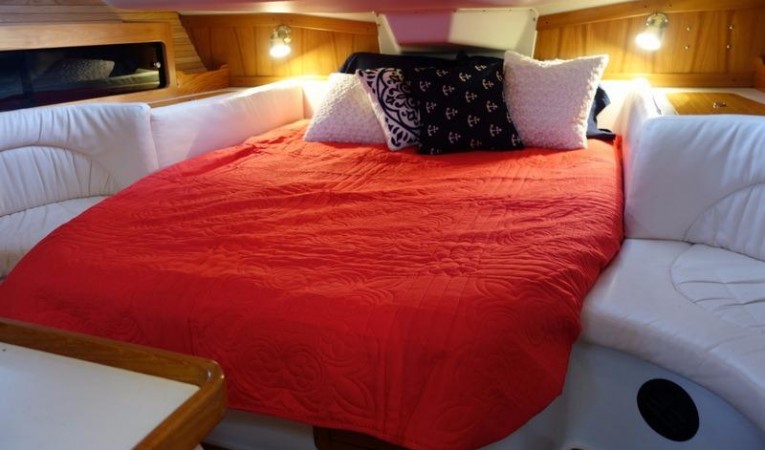 38 Catalina Aft Cabin 2