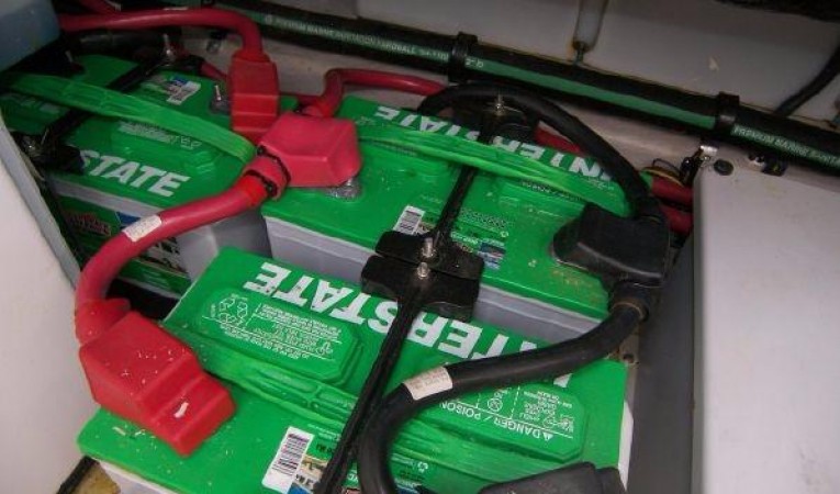 44 Sea Ray Batteries