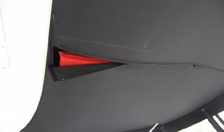 44 Sea Ray Bridge Lifeguard/Storage