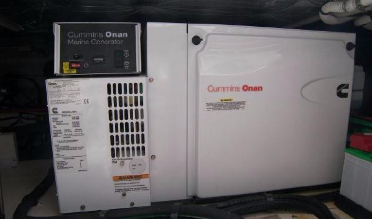 44 Sea Ray Generator