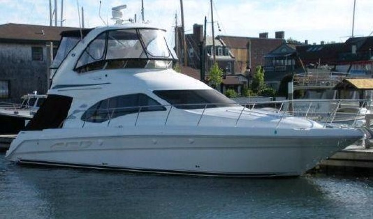 44 Sea Ray Side Profile