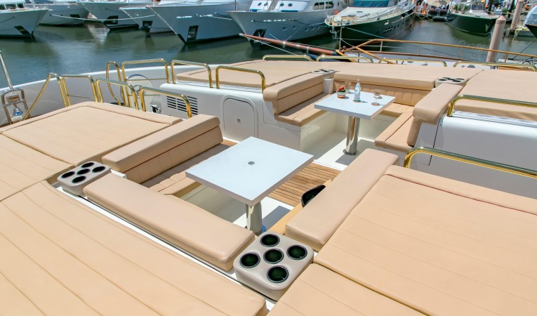 147 Sensation Yachts 