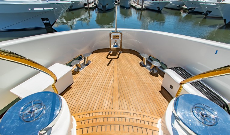 147 Sensation Yachts 