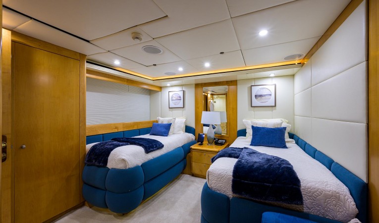 147 Sensation Yachts 