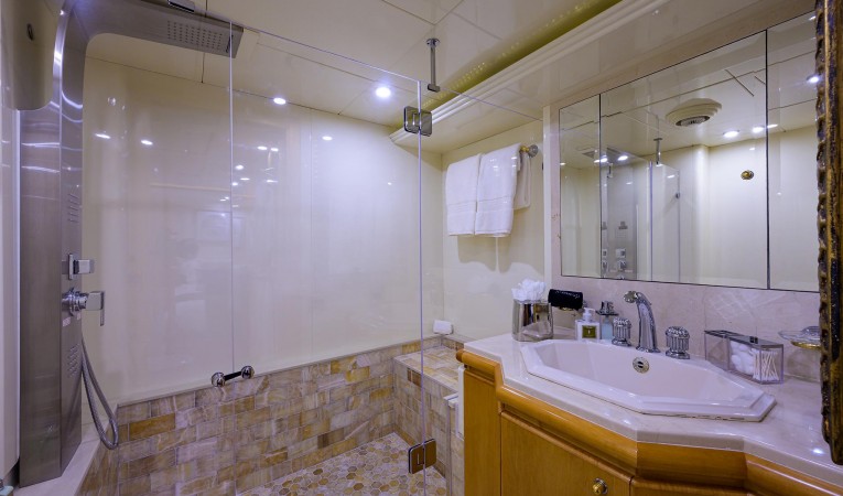 147 Sensation Yachts 