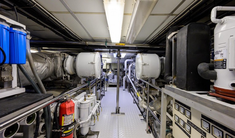 147 Sensation Yachts 