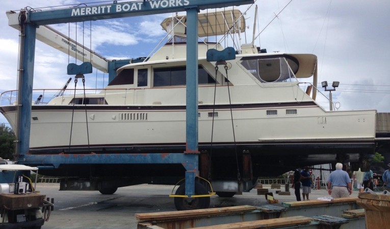 58 Hatteras 