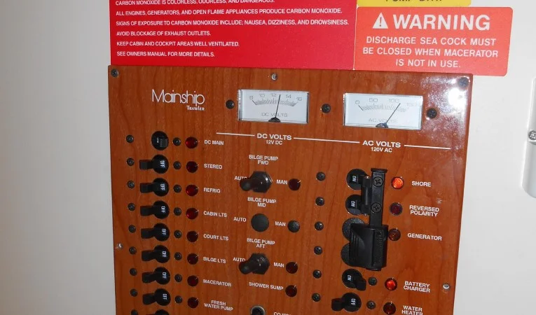 34 Mainship Electric panel