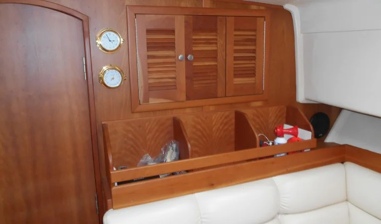 34 Mainship Access louvers closed