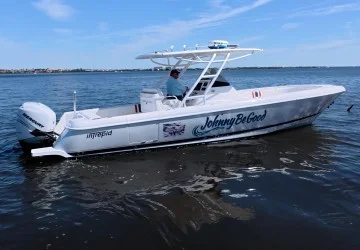 32' Intrepid 2012