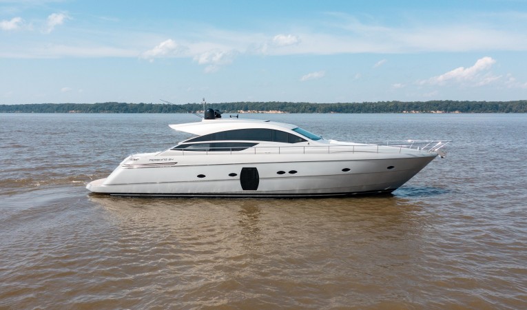 64 Pershing 