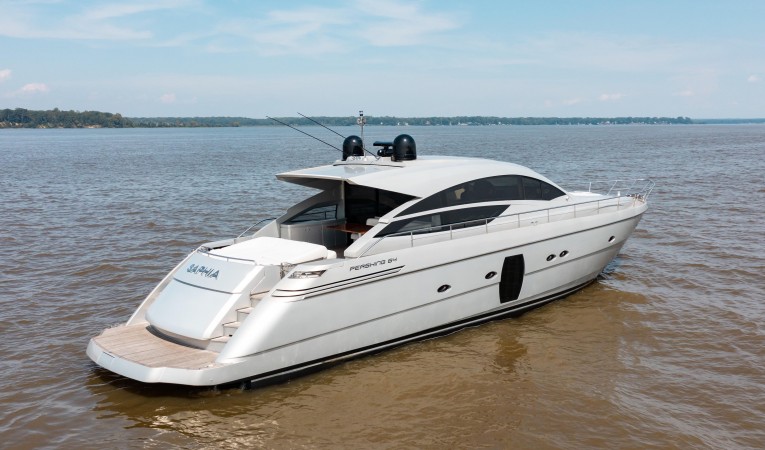 64 Pershing 