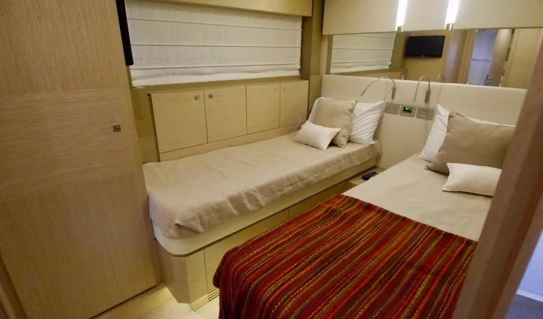 72 Ferretti Yachts 2013 Ferretti 720 Fly - SPARE CHANGE