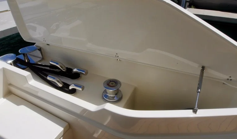 72 Ferretti Yachts 2013 Ferretti 720 Fly - SPARE CHANGE