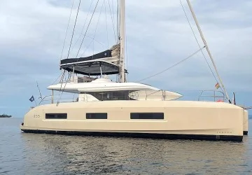 Elora 55' Lagoon 2023